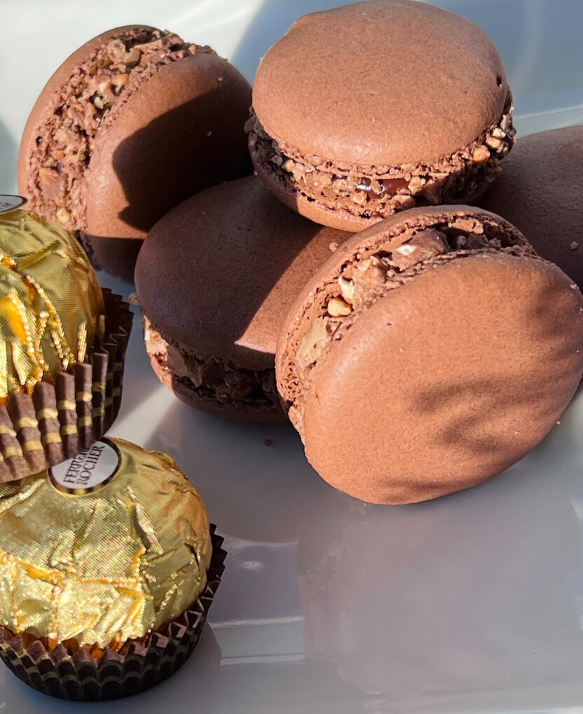 Ferrero Rocher Macarons